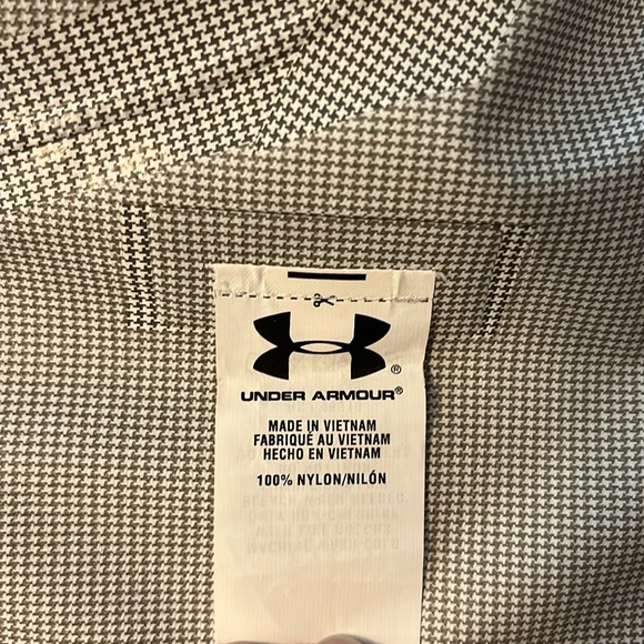 Under Armour Storm Lightweight Women's Jacket- size medium - Picture 11 of 12